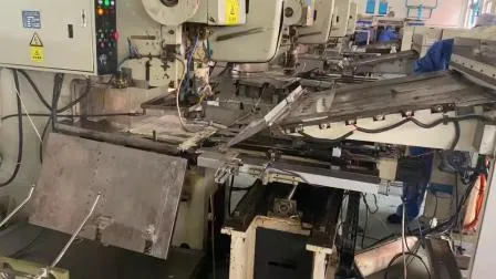 25-Tonnen-Stanzmaschine mit 2 Hohlräumen für Ropp-Kappen